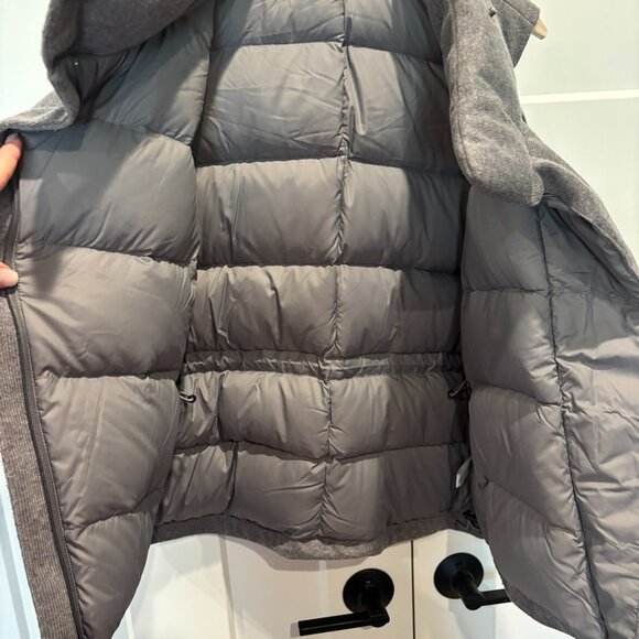 Athleta Gray Insulated Sweater Knit Puffer Vest Medium Funnel Neck Cinch Waist - Picture 7 of 8